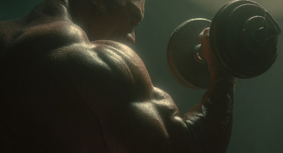 Quick-Hitting Arm Workout: At Home vs At The Gym