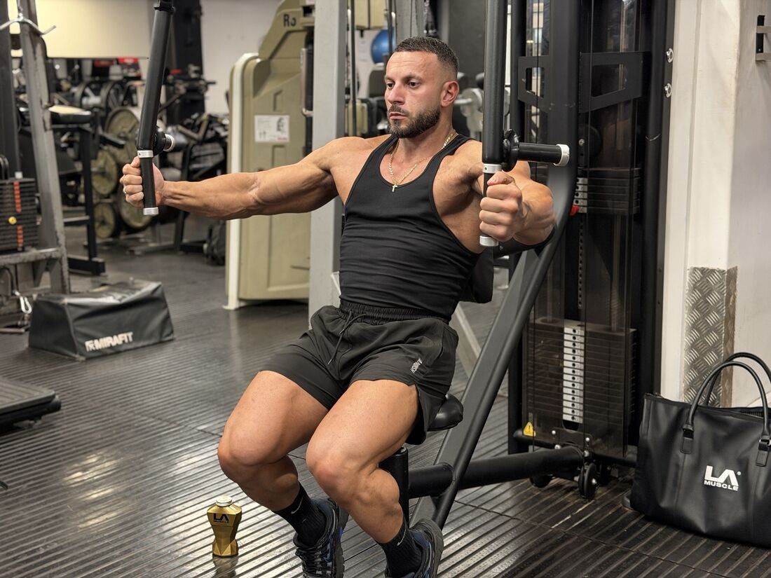 first-look-full-body-training-with-peter-constantinou