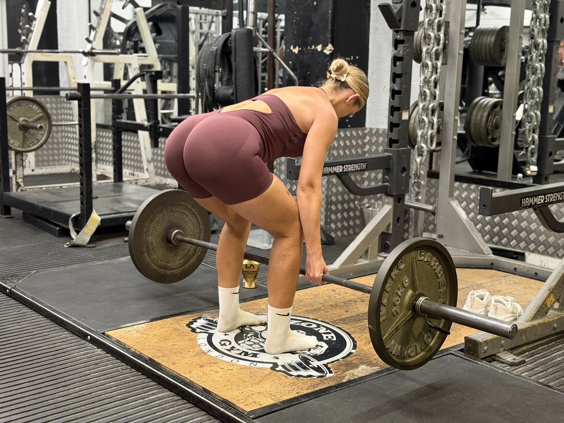 fitness-model-megan-railton-trains-full-body-at-zone-gym fitness-model-megan-railton-trains-full-body-at-zone-gym