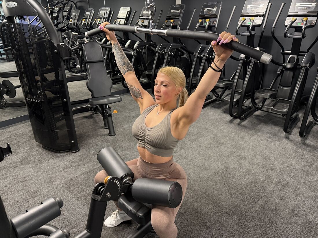full-body-workout-with-anna-pollini