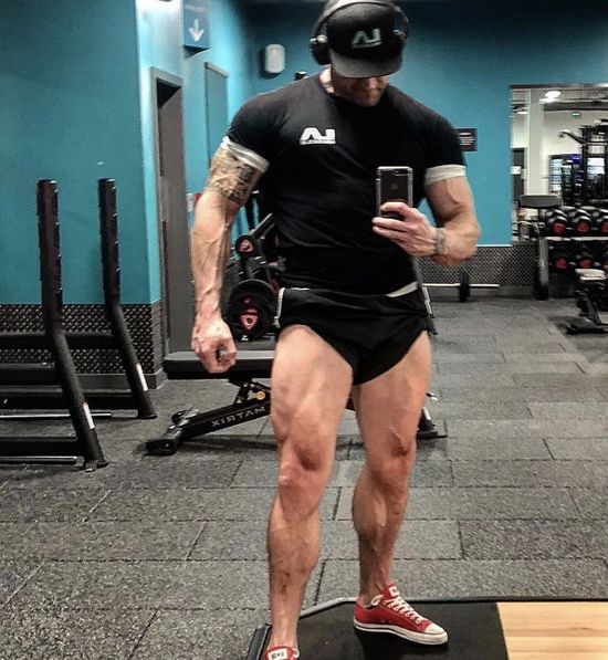 Bodybuilder Dave Leather