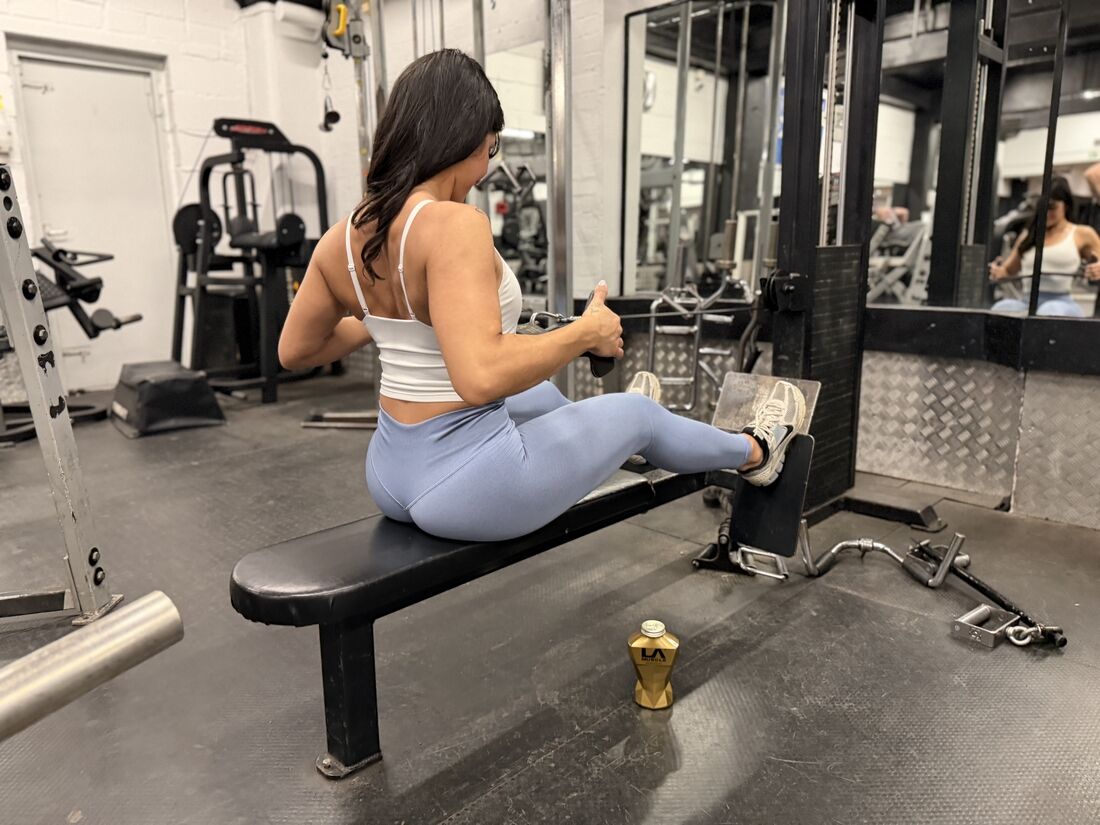 la-muscle-tv-filming-with-london-pt-emily-shura