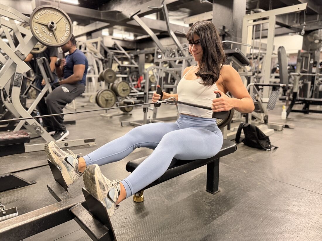 la-muscle-tv-filming-with-london-pt-emily-shura