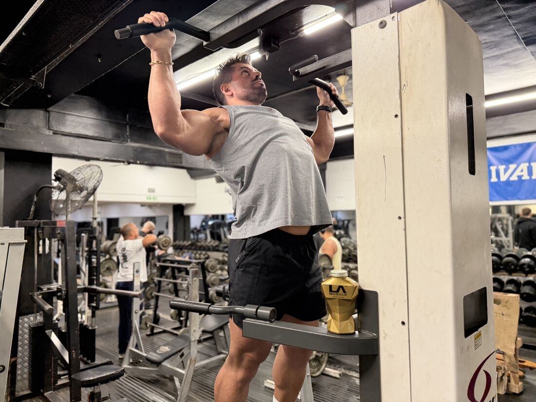 london-athlete-and-coach-giovani-dadalt-trains-back