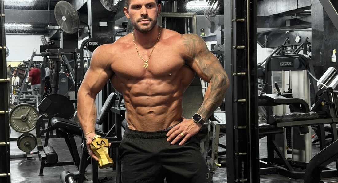 London Athlete and Coach Giovani Dadalt Trains Back