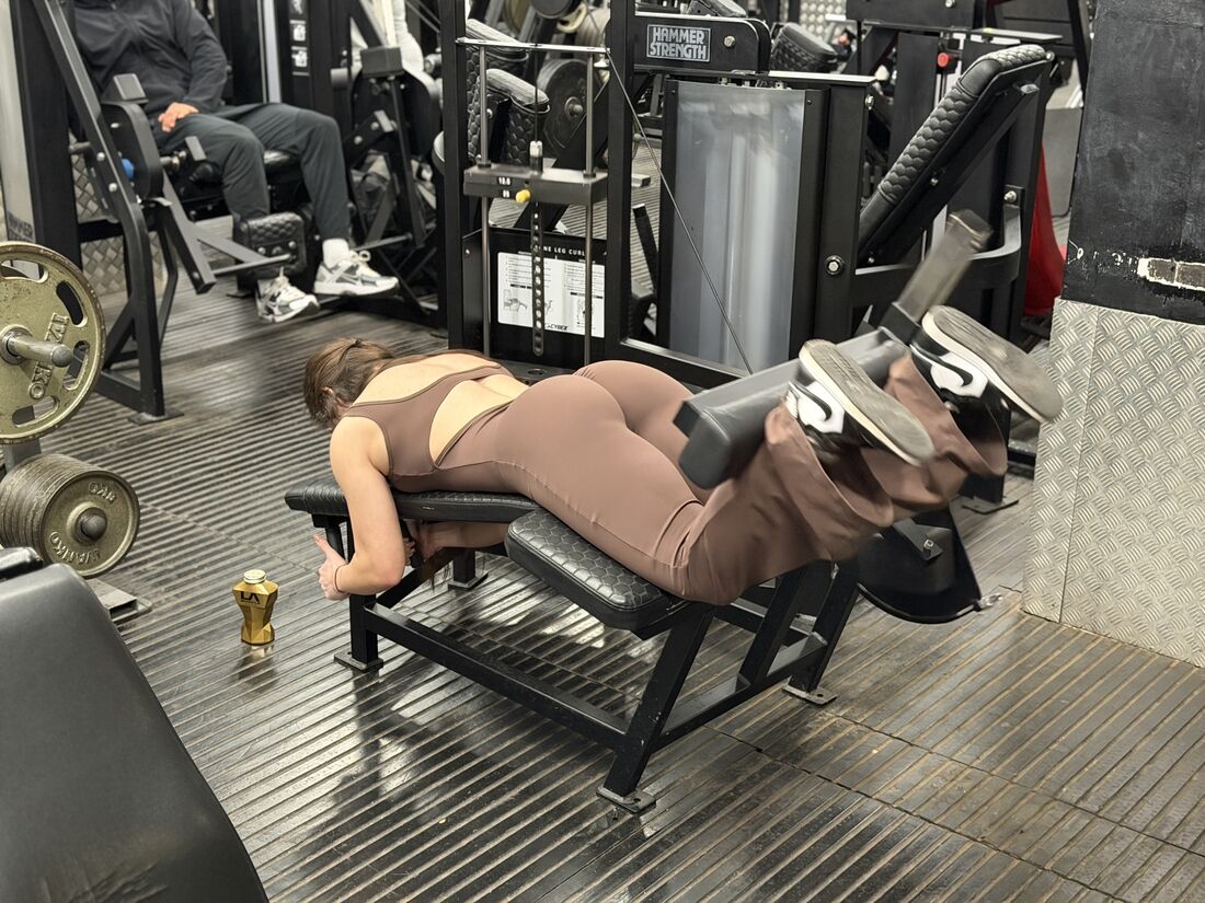 photoshoot-with-bikini-competitor-tereza