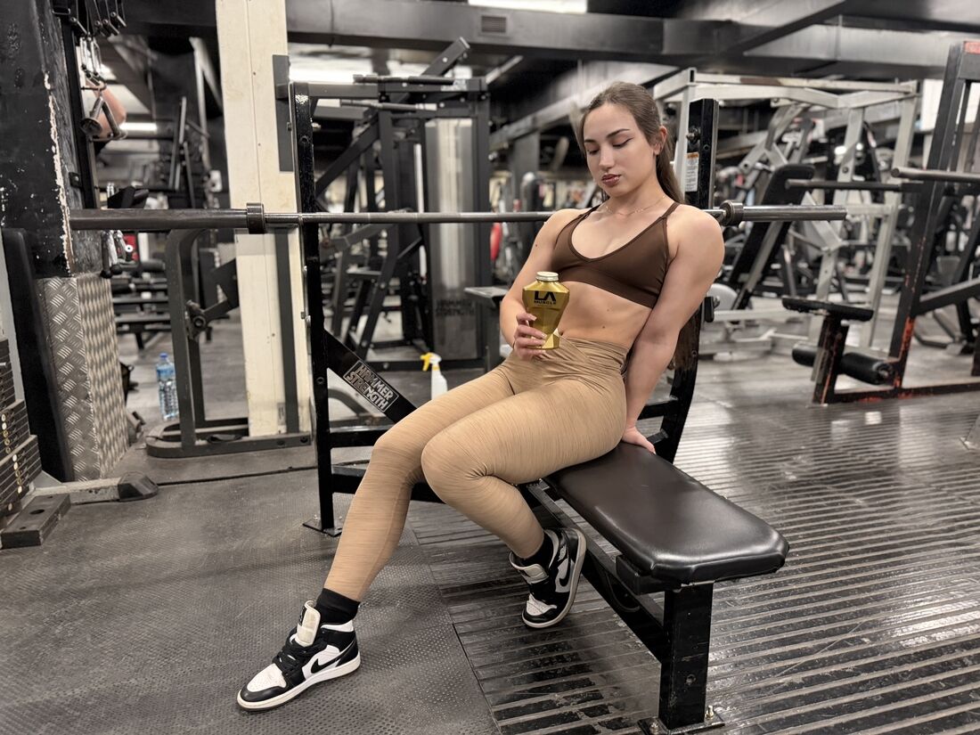 tereza-simeonova-shows-her-go-to-full-body-workout